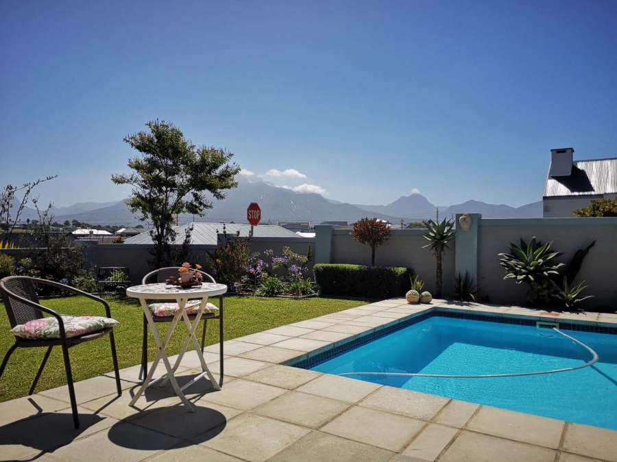 3 Bedroom Property for Sale in Blue Mountain Village Western Cape